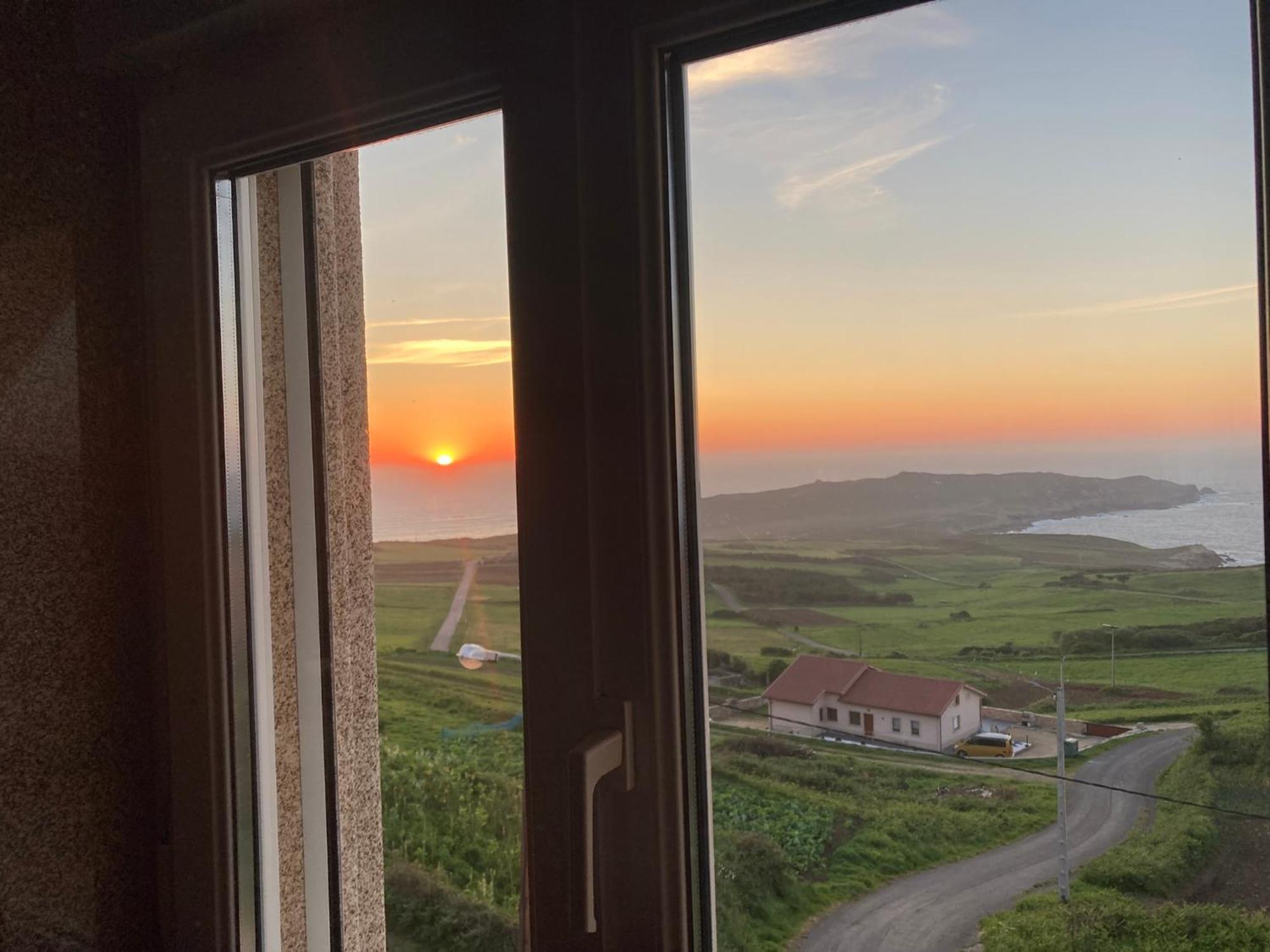 Mirador Do Faro Tourinan Apartment Muxia Bagian luar foto