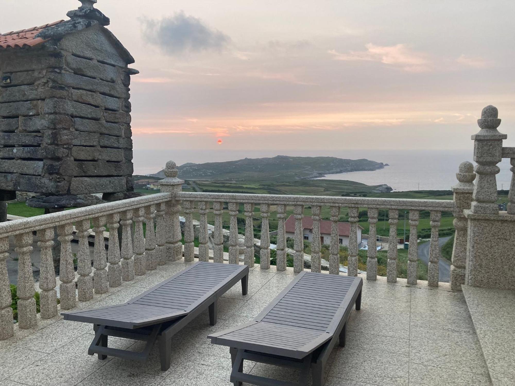 Mirador Do Faro Tourinan Apartment Muxia Bagian luar foto